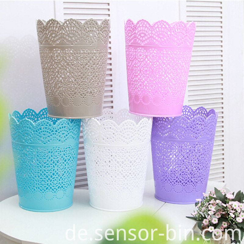 Four Colors Available Plastic Hollow Open Top Trash Bin (B01-8086)
